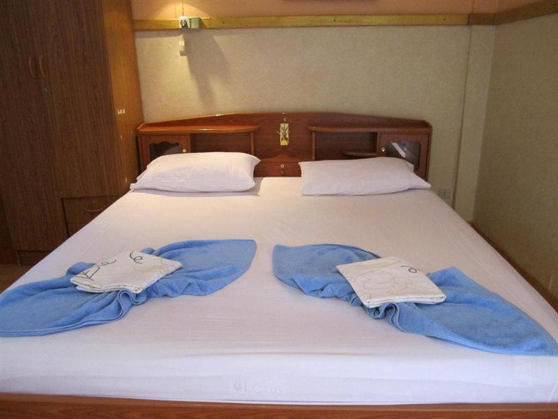 Hollanda Montri Guesthouse Chiang Mai Eksteriør billede