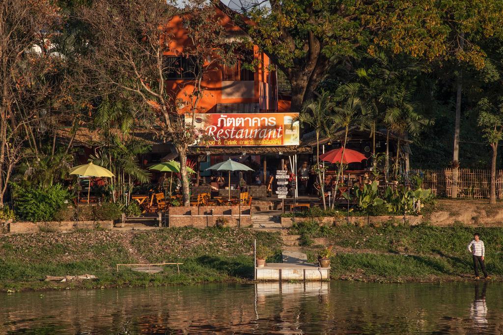 Hollanda Montri Guesthouse Chiang Mai Eksteriør billede