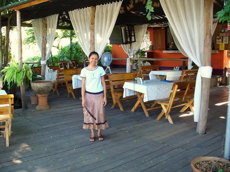 Hollanda Montri Guesthouse Chiang Mai Eksteriør billede